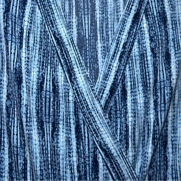 BCBGMaxAzria Ruffle Blue Striped Dress Faux Wrap women’s small comfy casual - Picture 4 of 8